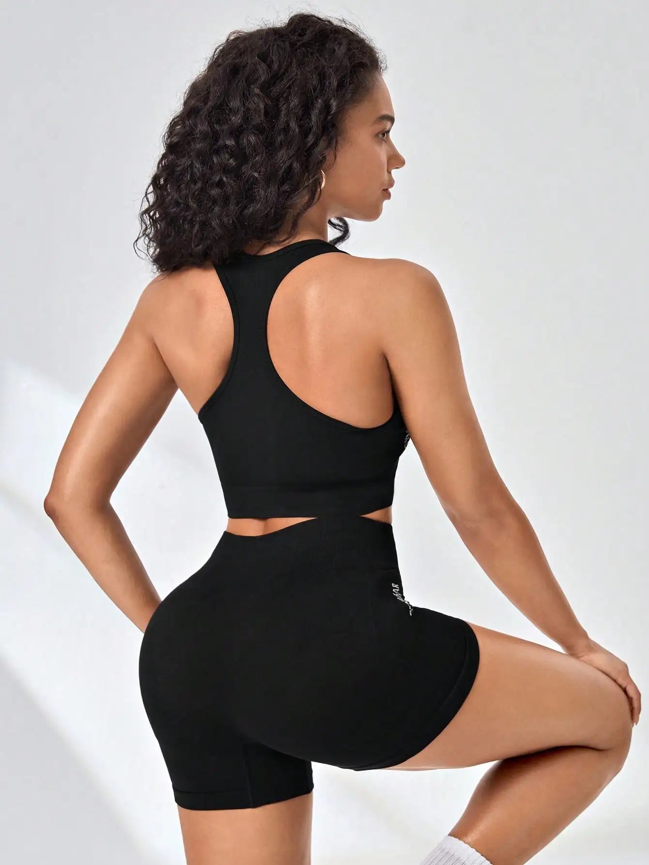 Women Yoga Set Bra Shorts Set Seamless Fitness Tracksuit Gym Running Shorts Sports Set Workout Shockproof Vest Outfit