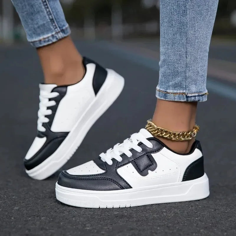 Women's Shoes Comfortable Lightweight Sports Sneakers Casual Flats Vulcanized Shoes Breathable Non Slip Durable Woman Sneakers