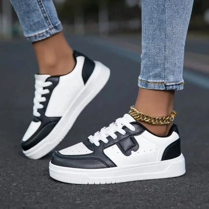 Women's Shoes Comfortable Lightweight Sports Sneakers Casual Flats Vulcanized Shoes Breathable Non Slip Durable Woman Sneakers