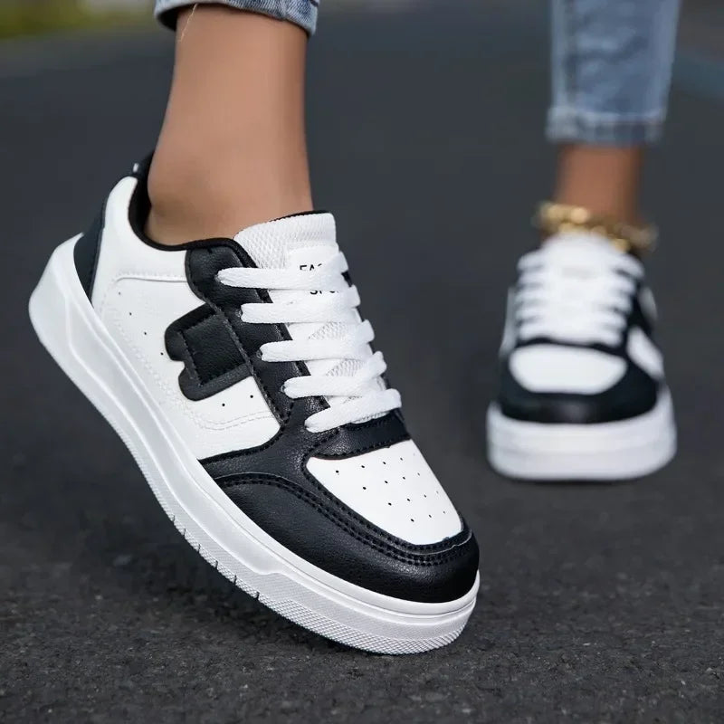 Women's Shoes Comfortable Lightweight Sports Sneakers Casual Flats Vulcanized Shoes Breathable Non Slip Durable Woman Sneakers