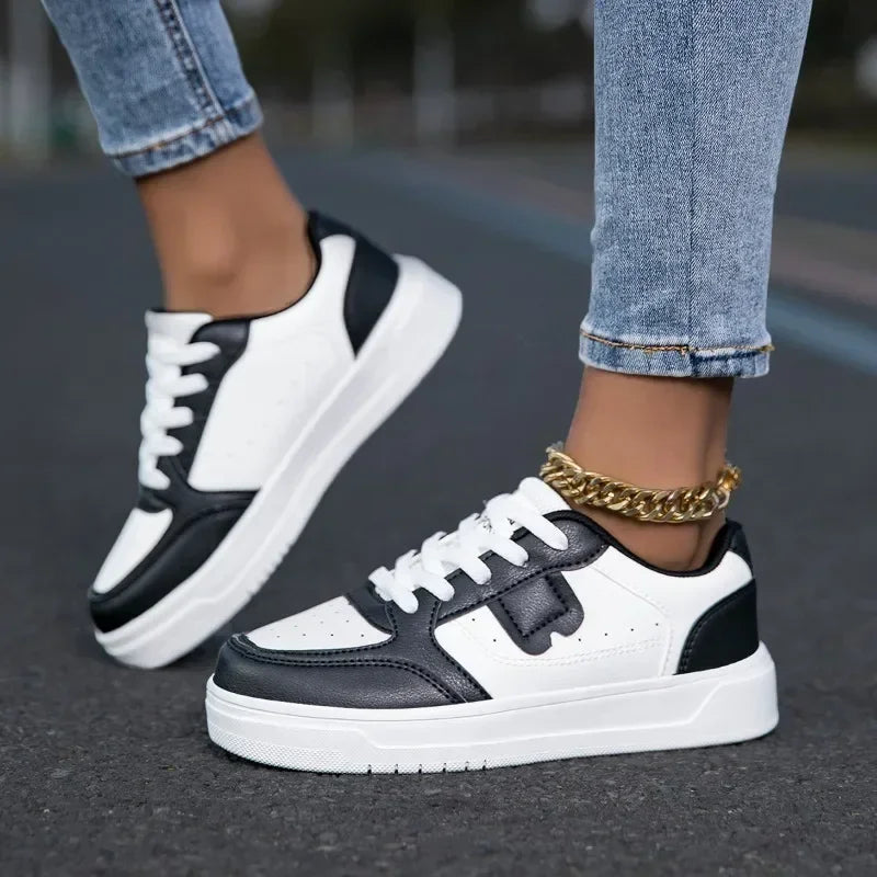 Women's Shoes Comfortable Lightweight Sports Sneakers Casual Flats Vulcanized Shoes Breathable Non Slip Durable Woman Sneakers