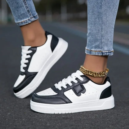 Women's Shoes Comfortable Lightweight Sports Sneakers Casual Flats Vulcanized Shoes Breathable Non Slip Durable Woman Sneakers